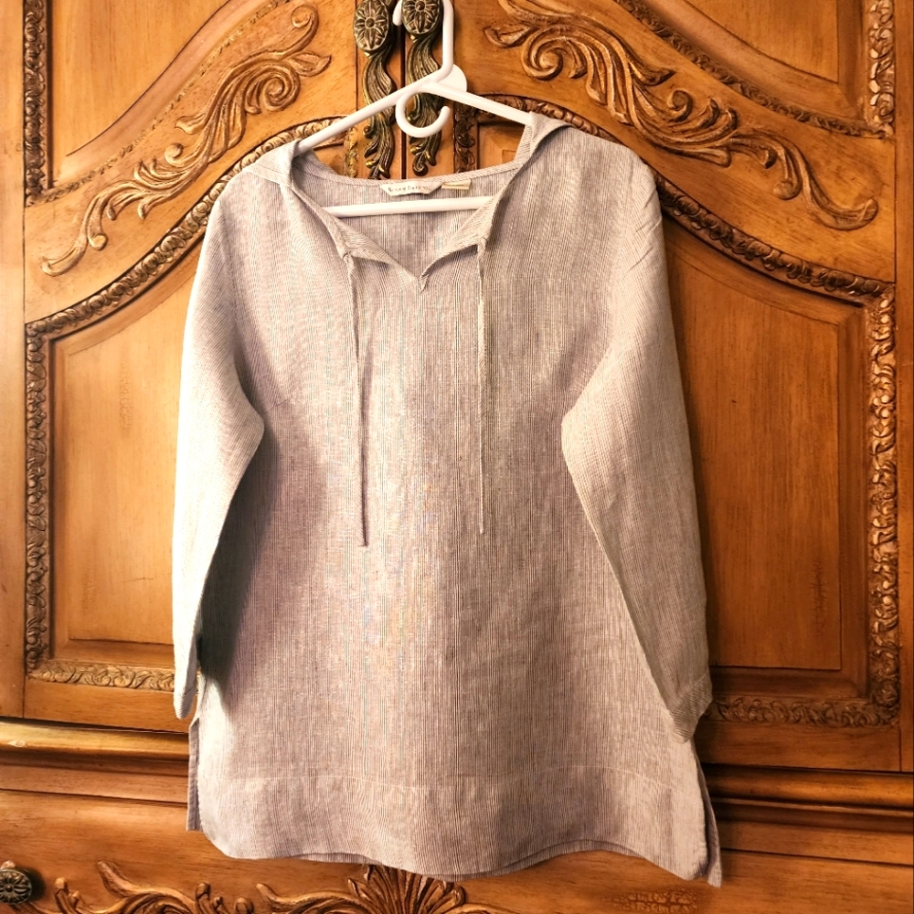 Susan Bristol 100% Linen Hooded Womens Top